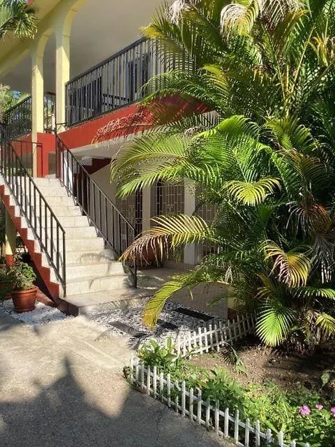 Fogadó Marge'S Vacation Rentals Negril