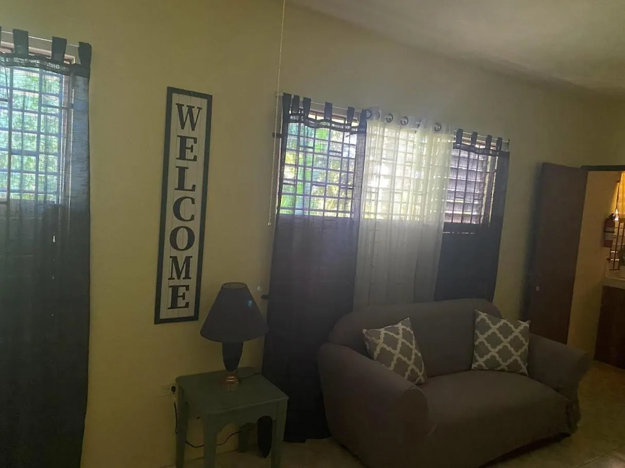 Marge'S Vacation Rentals Negril 0*,
