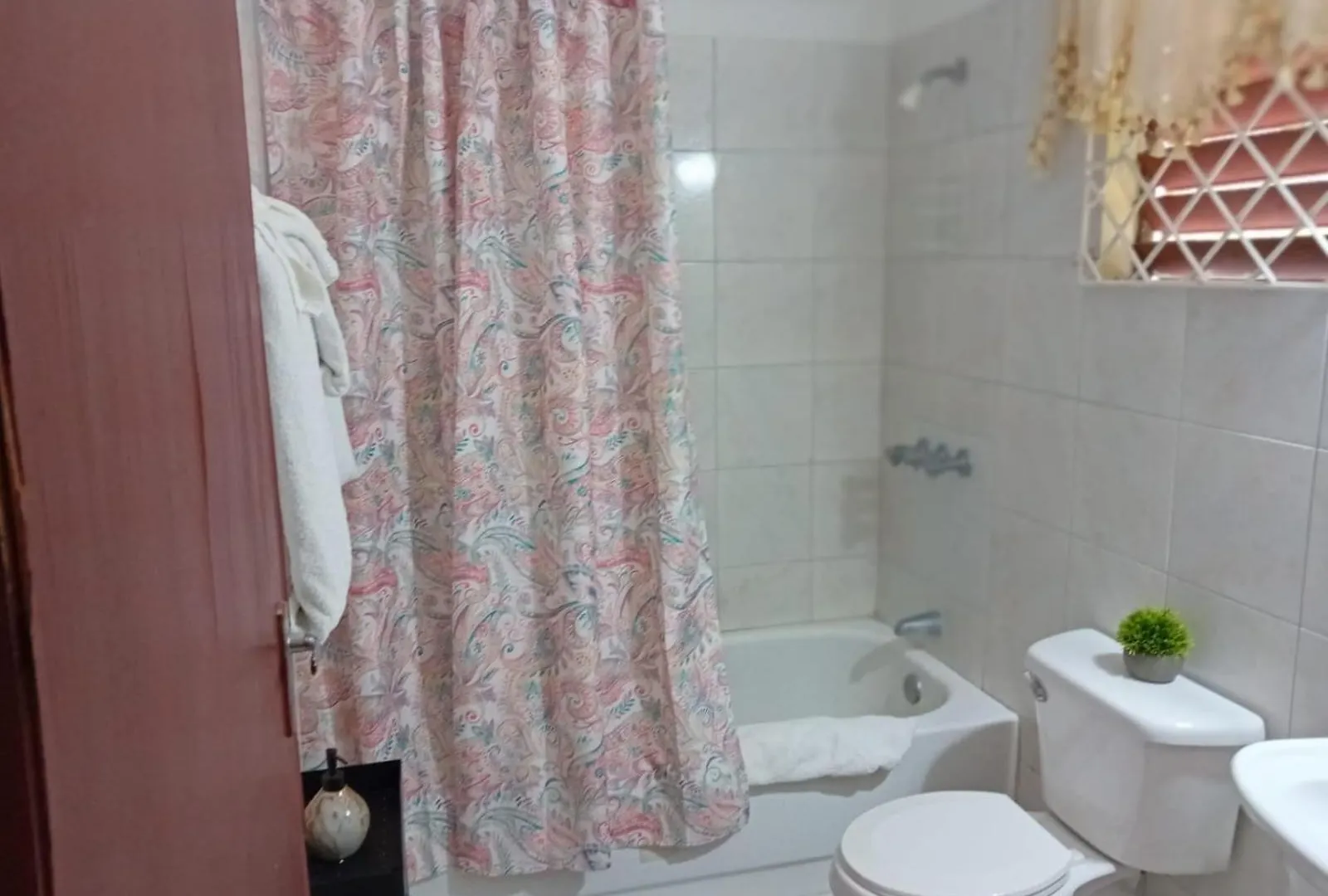 Marge'S Vacation Rentals Negril