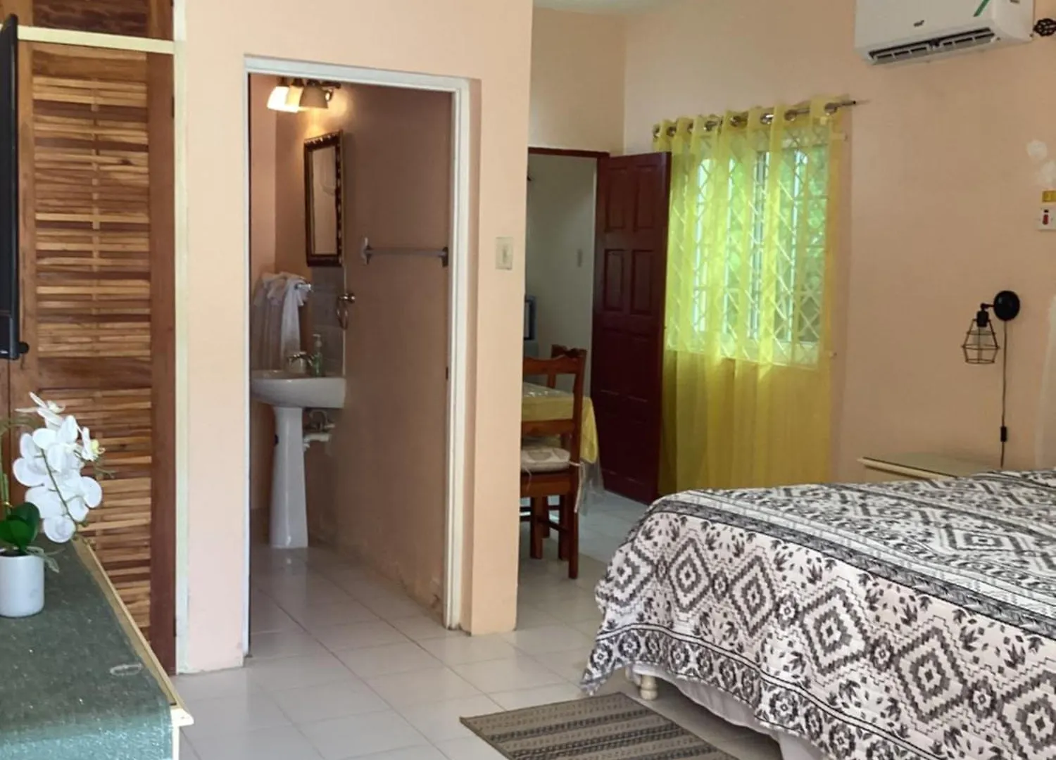 Inn Marge'S Vacation Rentals Negril